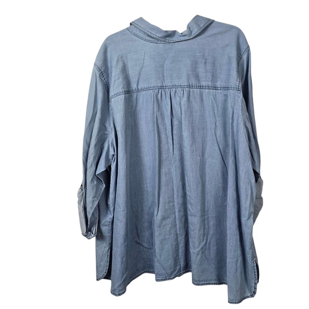 Avenue Plus Size 30/32 Chambray Denim Button Down Shirt Embroidered Floral - Picture 10 of 14